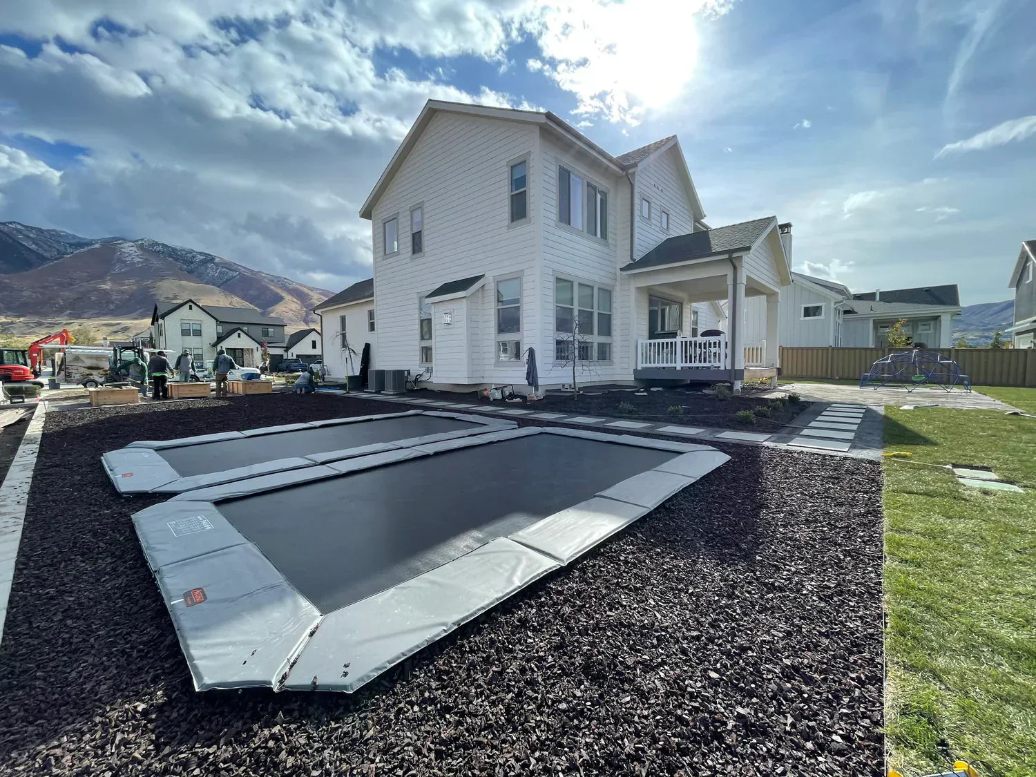Health Benefits of Jumping on a Trampoline