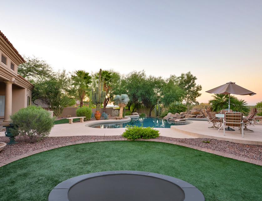 15' Round Pro-Line Avyna Inground Trampoline